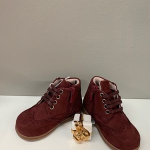 Orthopedic kids shoes